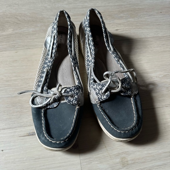 navy anchor sperry boat shoes with silver accents - Picture 3 of 3
